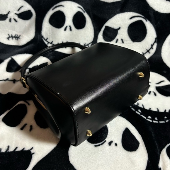 Collectif London Black Leather and Gold Evening Purse with Removable Strap - Picture 3 of 7